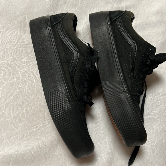 Vans Shoes - Vans platform